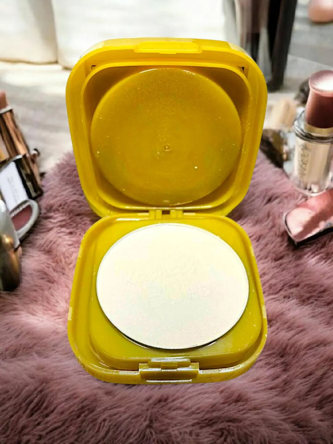 Kashee’s 3-in-1 Makeup Deal | Foundation, Fixer & Face Powder